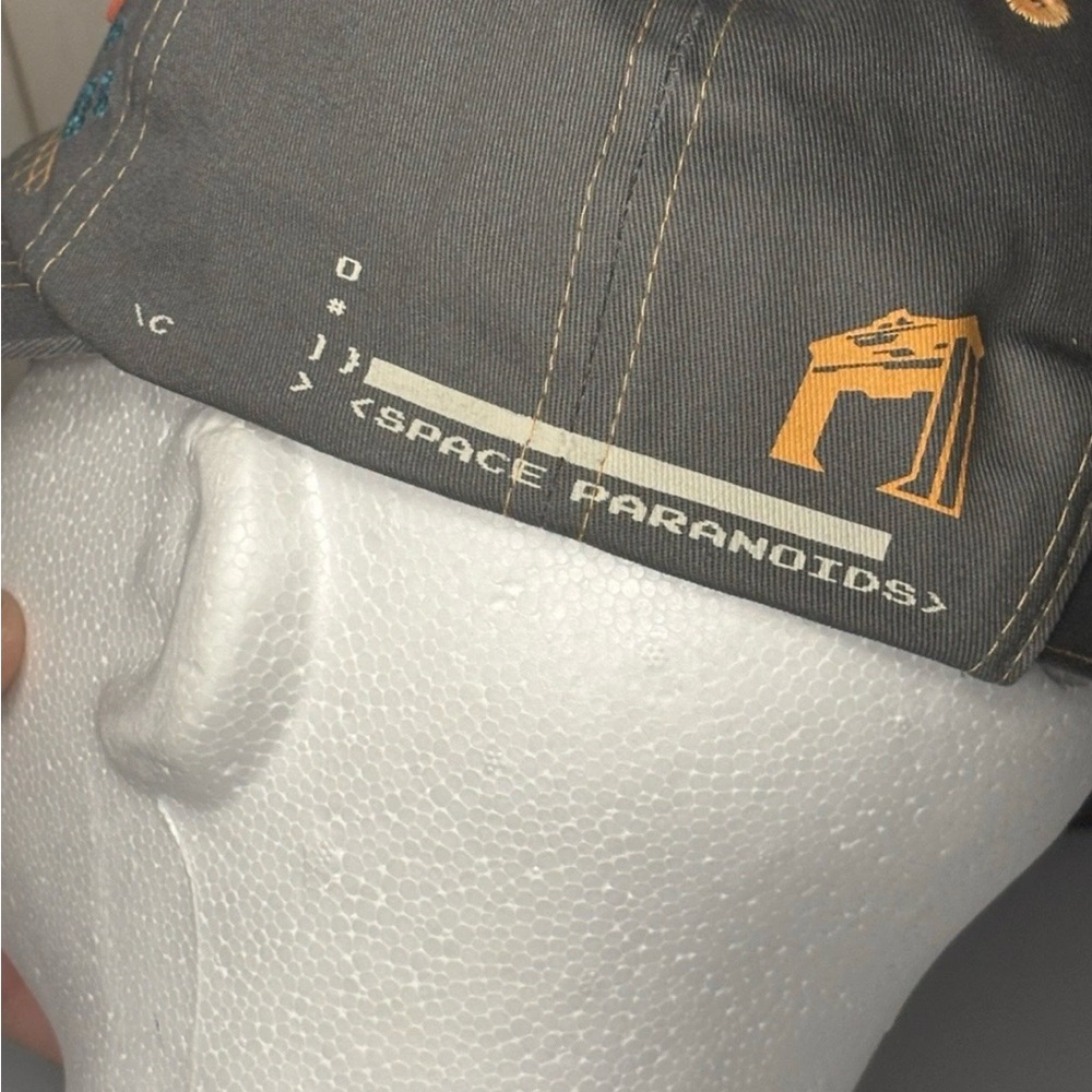 Tron Hat Disney Park Exclusive Flynns Top Score Club Hook And Loop Embroidered - Picture 3 of 7